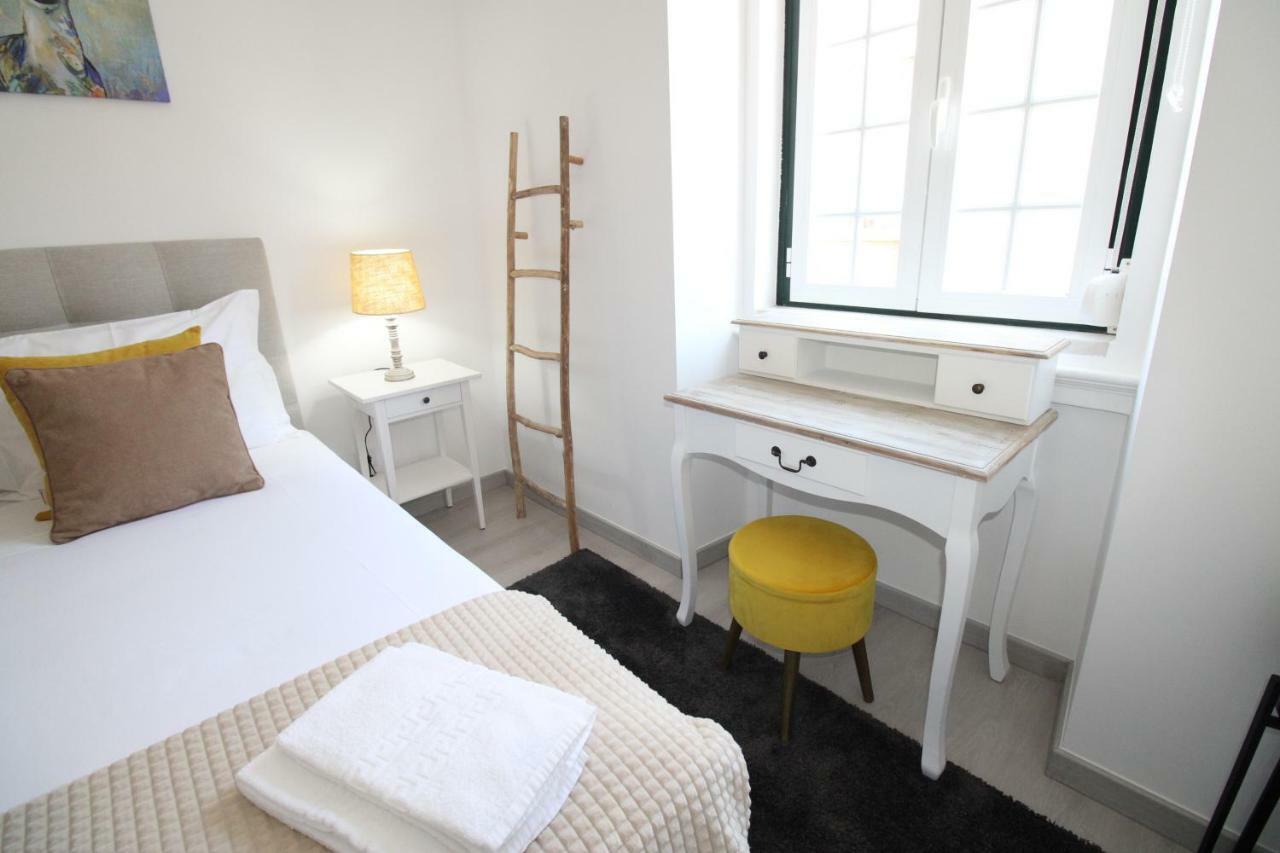 Apartamento Moderno Nas Olaias A 5 Minutos Da Faculdade Isel E Ist Lisboa Екстериор снимка