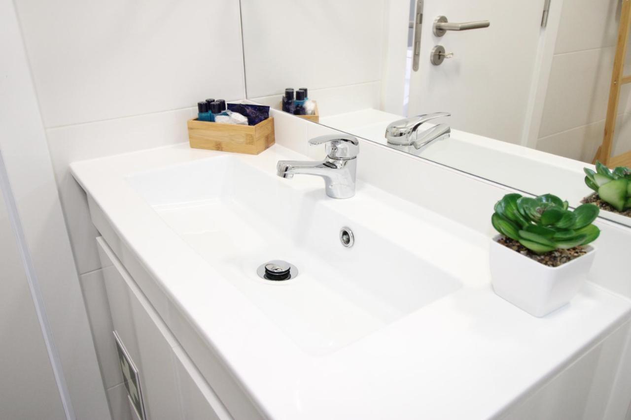 Apartamento Moderno Nas Olaias A 5 Minutos Da Faculdade Isel E Ist Lisboa Екстериор снимка